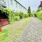 Haus Vier Freunde, Gabor * Rostock