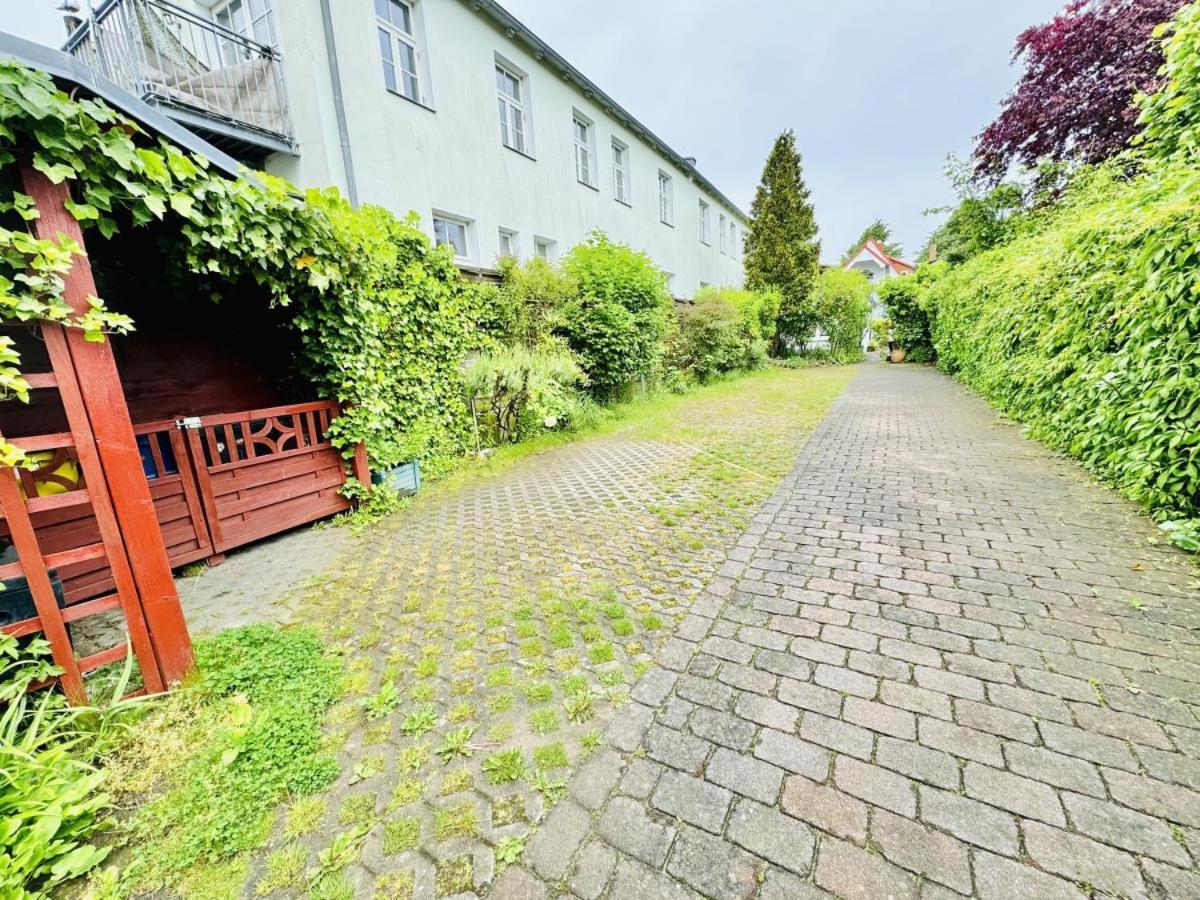 Haus Vier Freunde, Gabor * Rostock